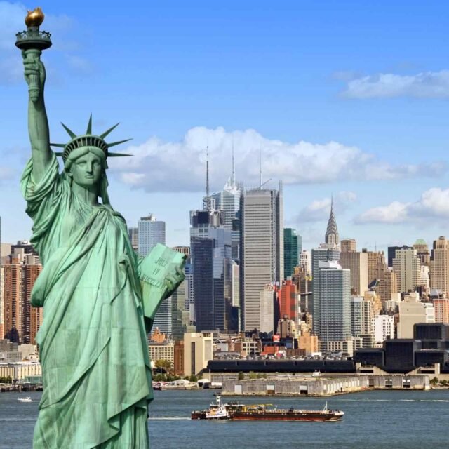https://sunsetdouz.com/wp-content/uploads/2018/09/destination-new-york-01-640x640.jpg