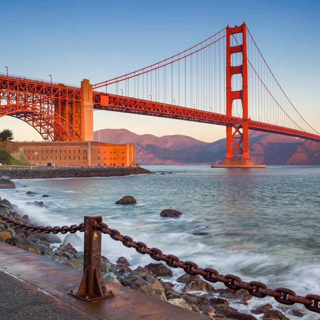 https://sunsetdouz.com/wp-content/uploads/2018/09/destination-san-francisco-01-1280x1280.jpg